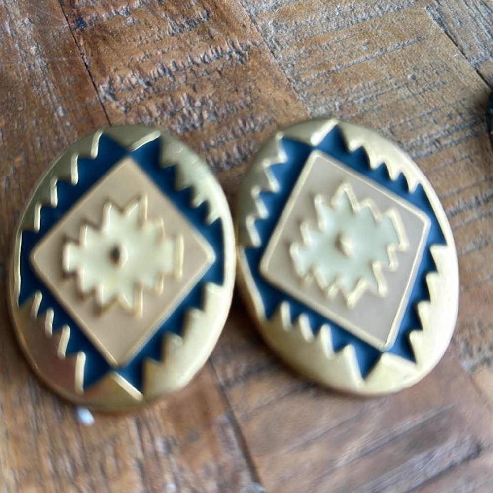 Vintage South West Style Post Earrings with black and gold relief